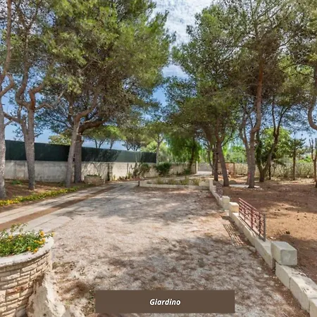 Tempi Nuovi & Pool - Salento Selection